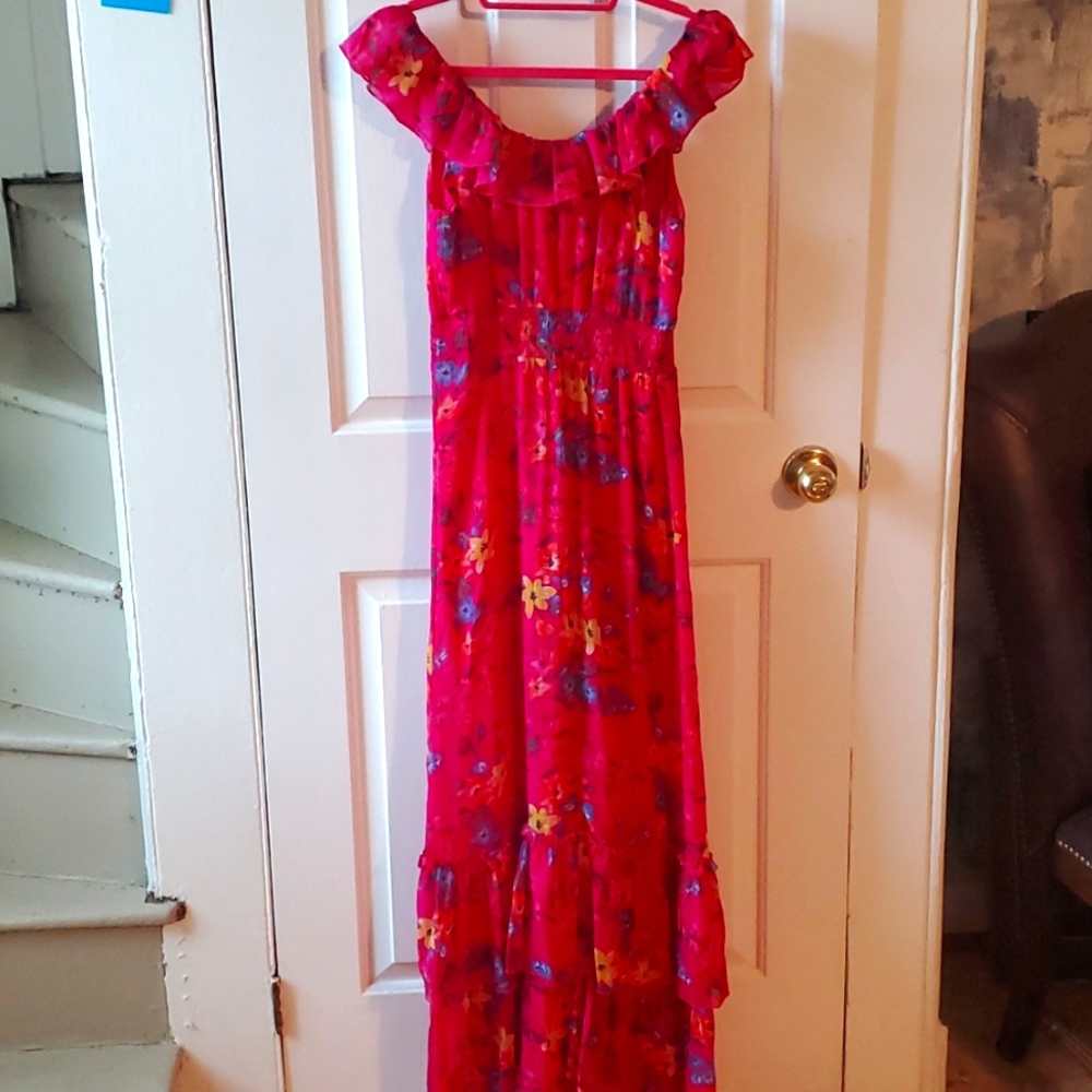 Gorgeous spring summer maxi dresd
